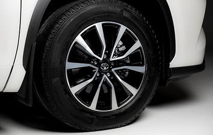 18" Machine polished/ Black Alloy Rim and Winter Tire Package Rav4 Plug-in Hybrid 235/60R18