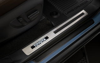 Toyota Acessories Illuminated Door Sill Protectors Kit
