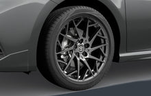 19" Alloy Wheel - Dark Grey Metallic Gloss / Camry