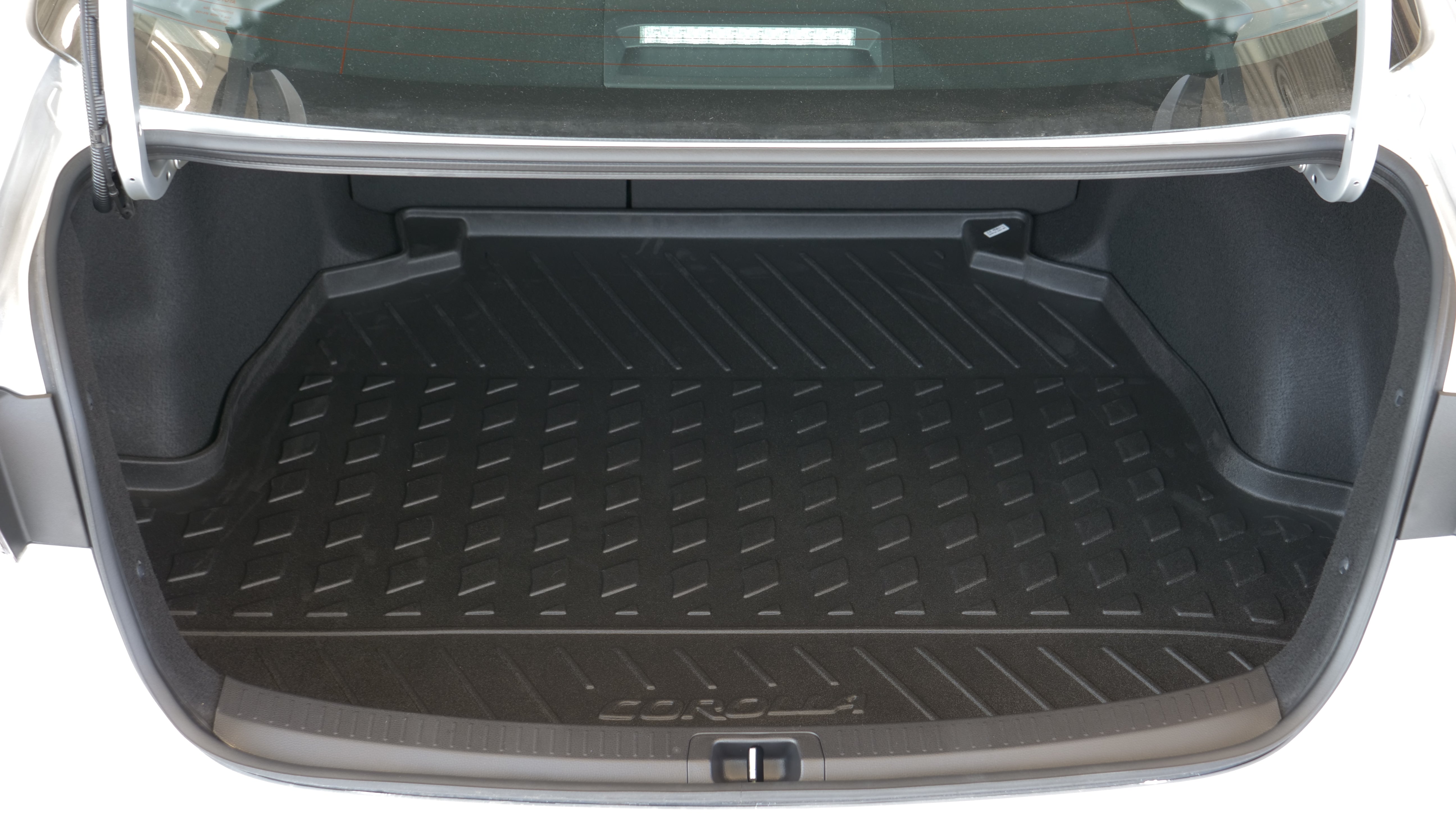 2020 toyota deals corolla trunk mat