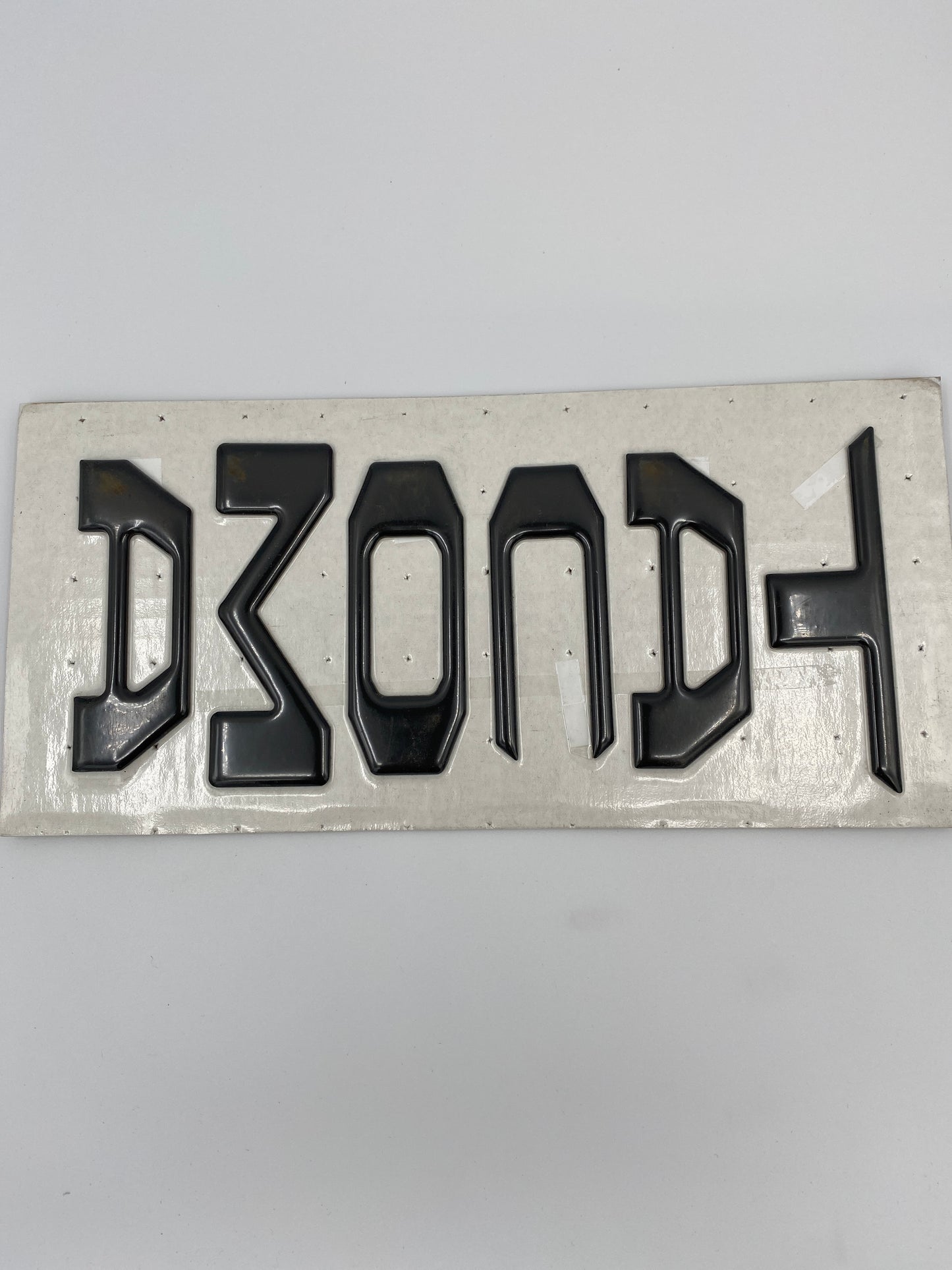 PT948-35181-02 Tailgate Badge